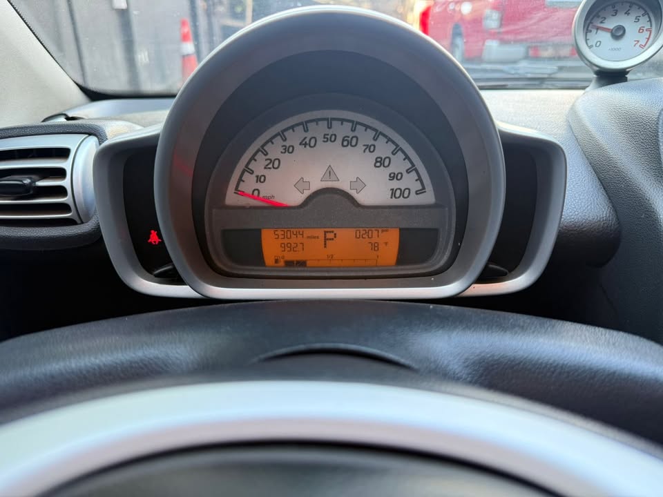 
								Mercedes-Benz smart brabus fortwo 2010 full									