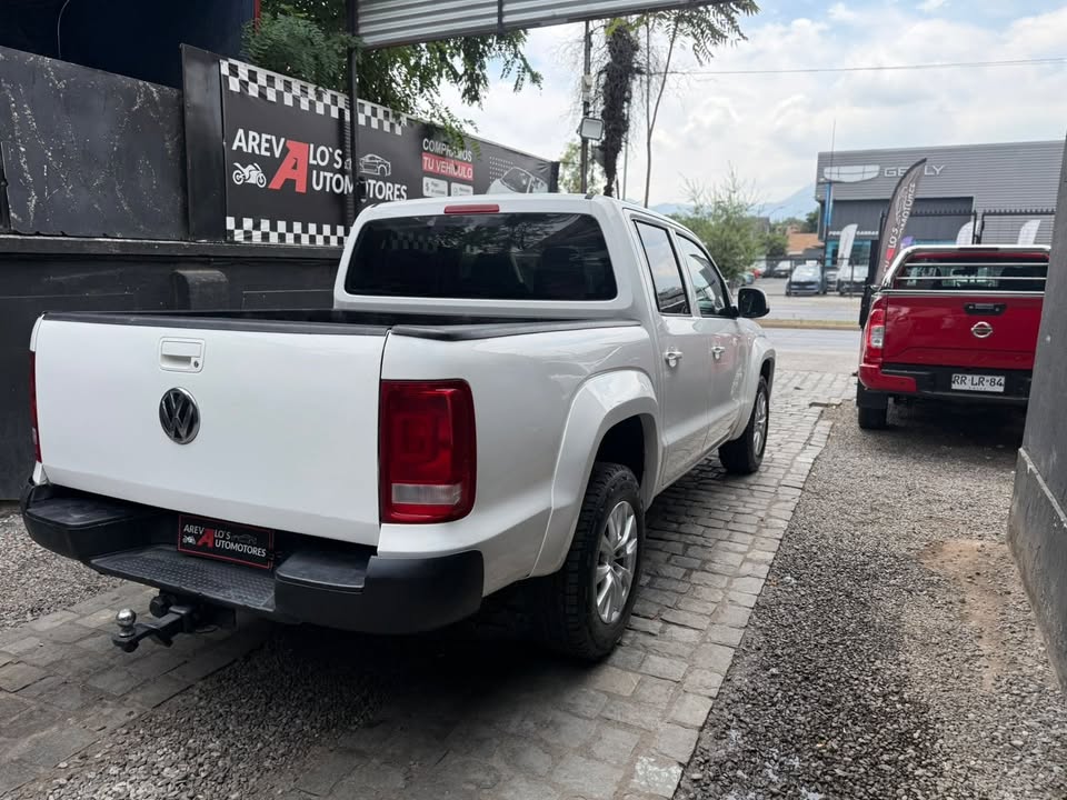 
								Volkswagen Amarok DCAB TDI 4×4 Trendline 2.0– Año 2023 full									