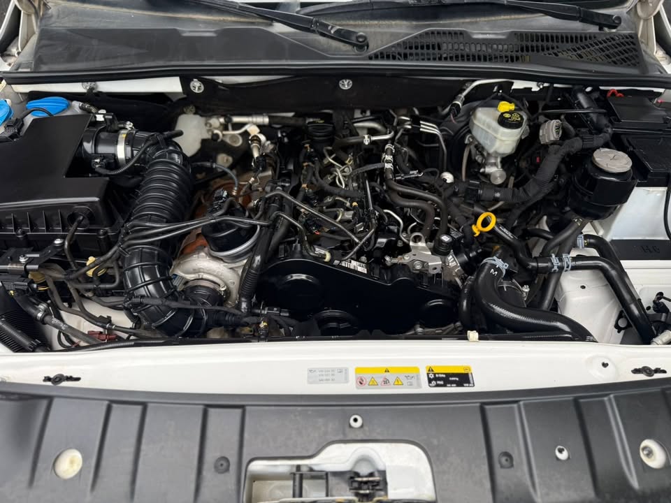 
								Volkswagen Amarok DCAB TDI 4×4 Trendline 2.0– Año 2023 full									