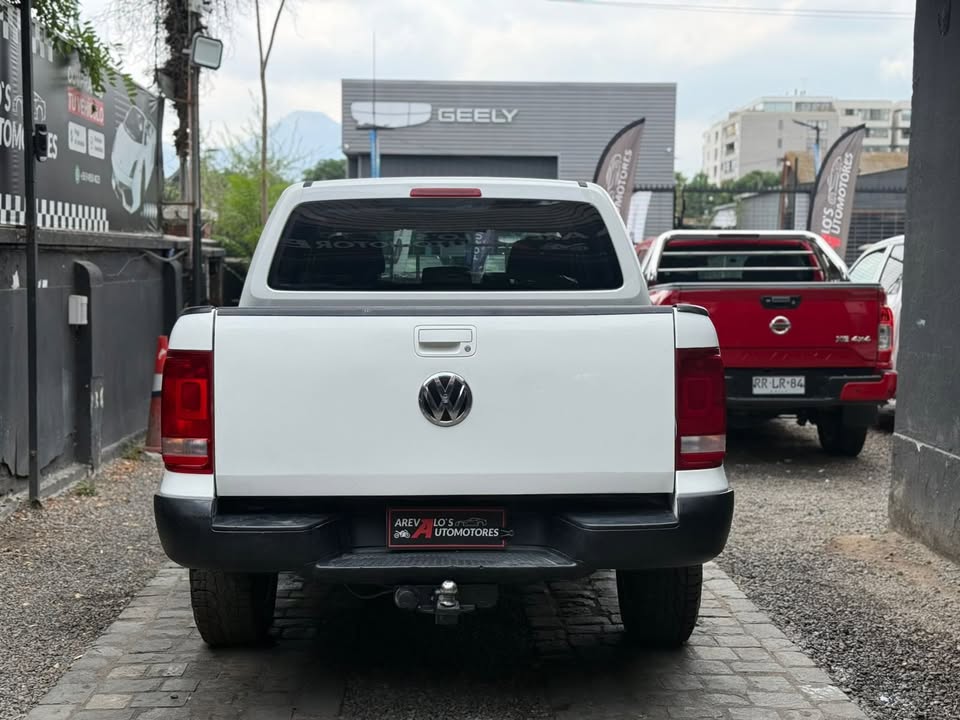 
								Volkswagen Amarok DCAB TDI 4×4 Trendline 2.0– Año 2023 full									