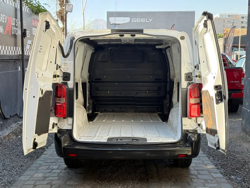 
								PEUGEOT EXPERT 2022 full									