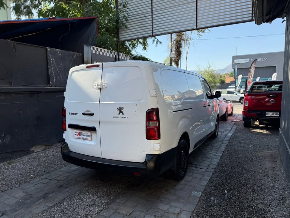 
								PEUGEOT EXPERT 2022 full									