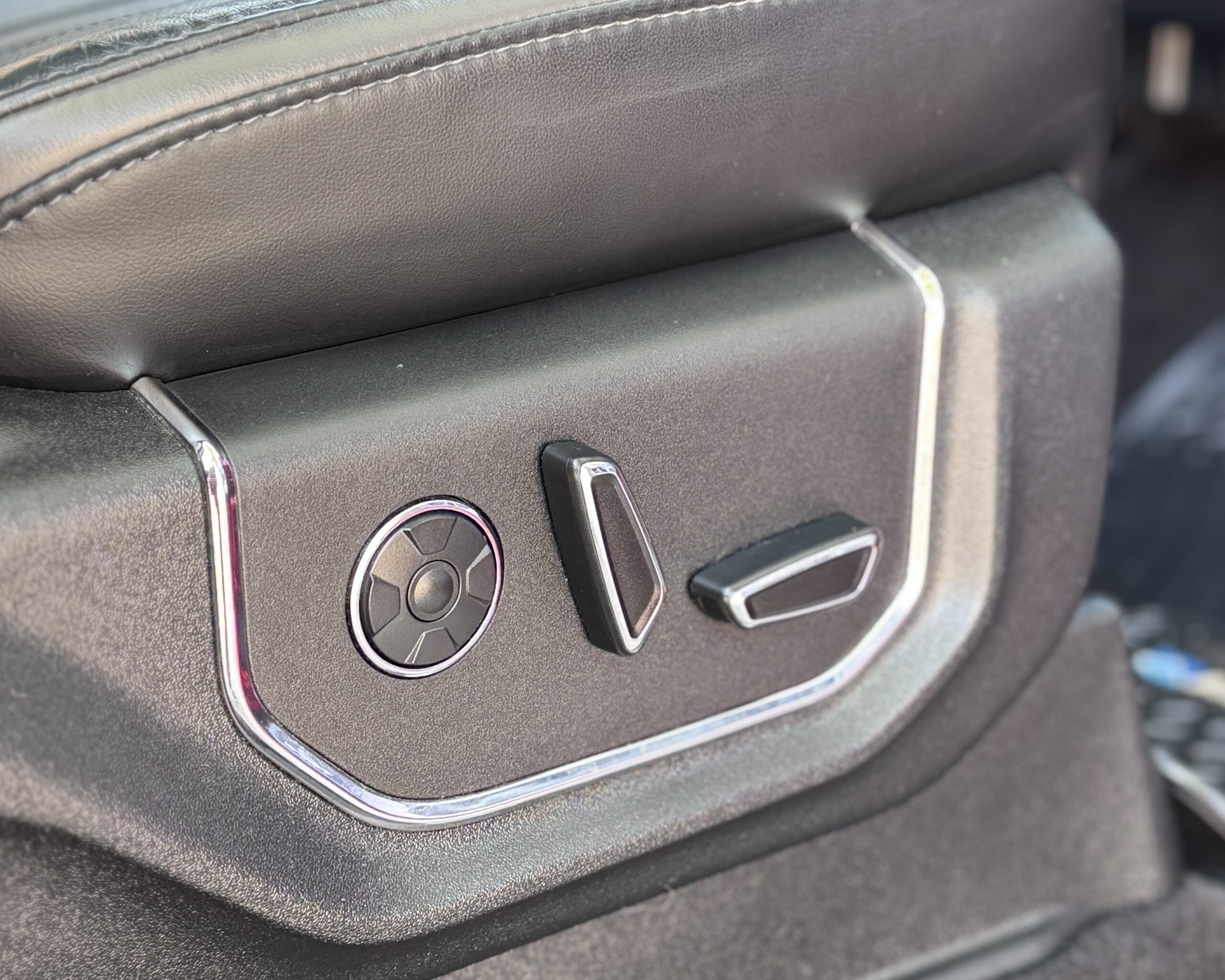 
								Ford F-150 Platinum 2018 full									