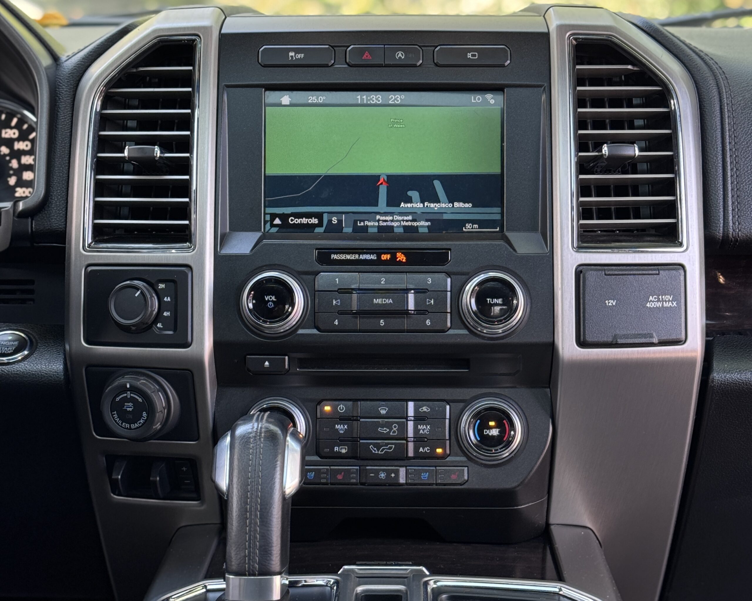 
								Ford F-150 Platinum 2018 full									