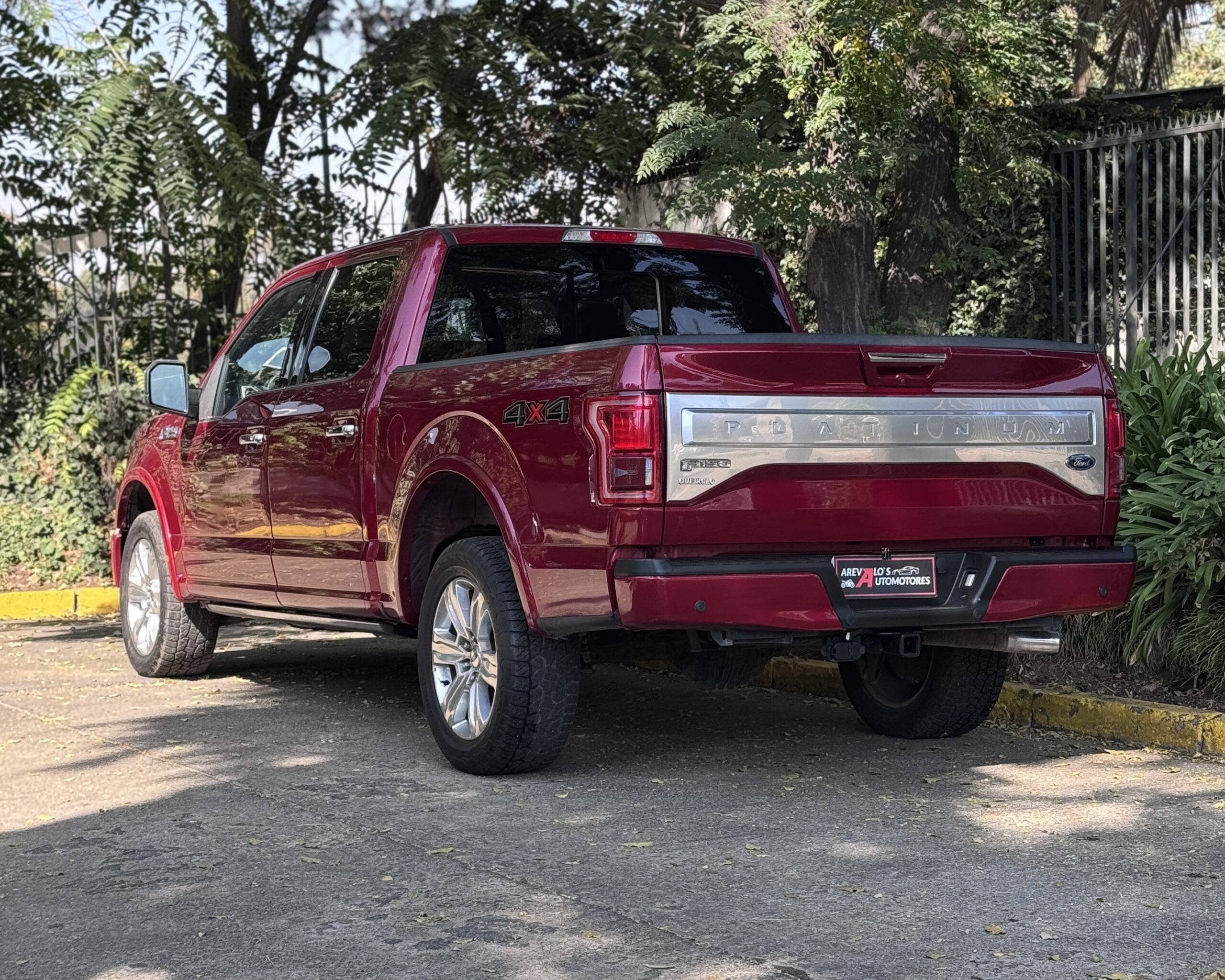 
								Ford F-150 Platinum 2018 full									