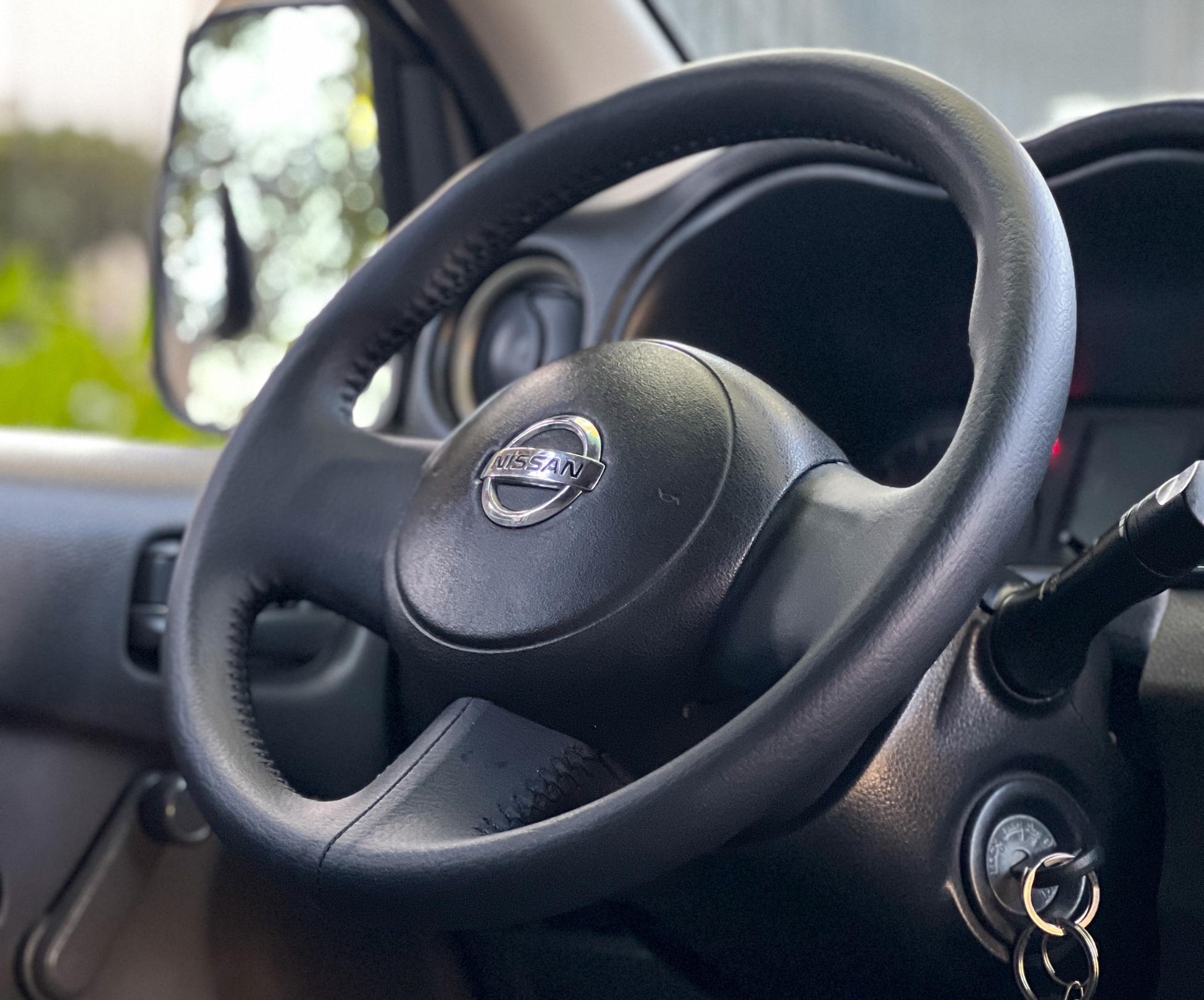 
								NISSAN NV350 LONG DX 2.5 2015 full									