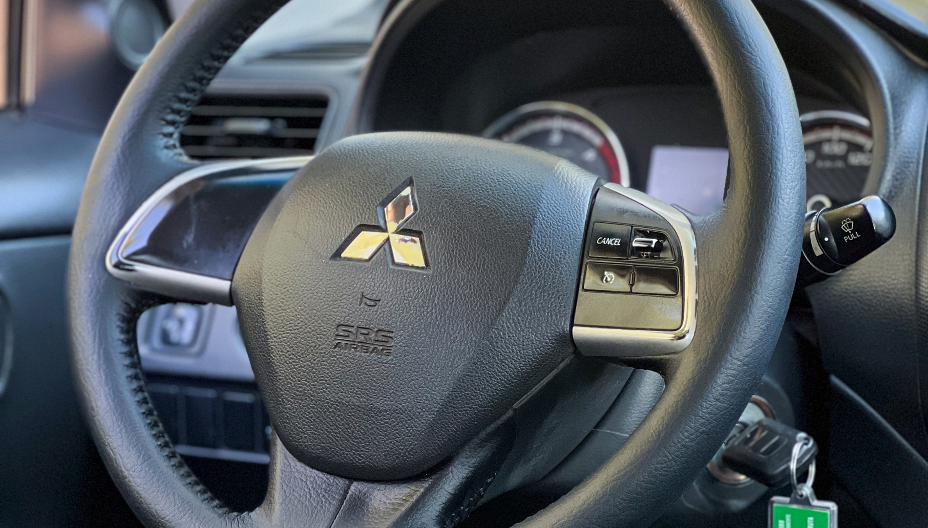 
								MITSUBISHI L200 KATANA CRT 4X4 2.4 DSL 2020 full									