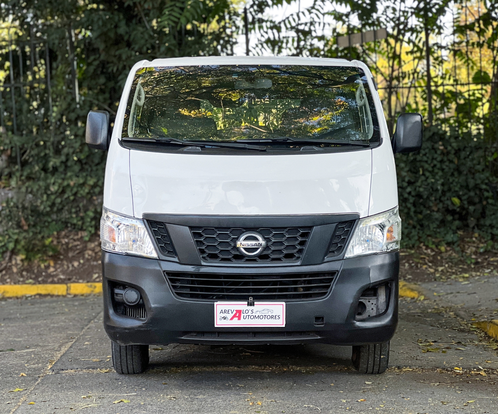 
								NISSAN NV350 LONG DX 2.5 2015 full									