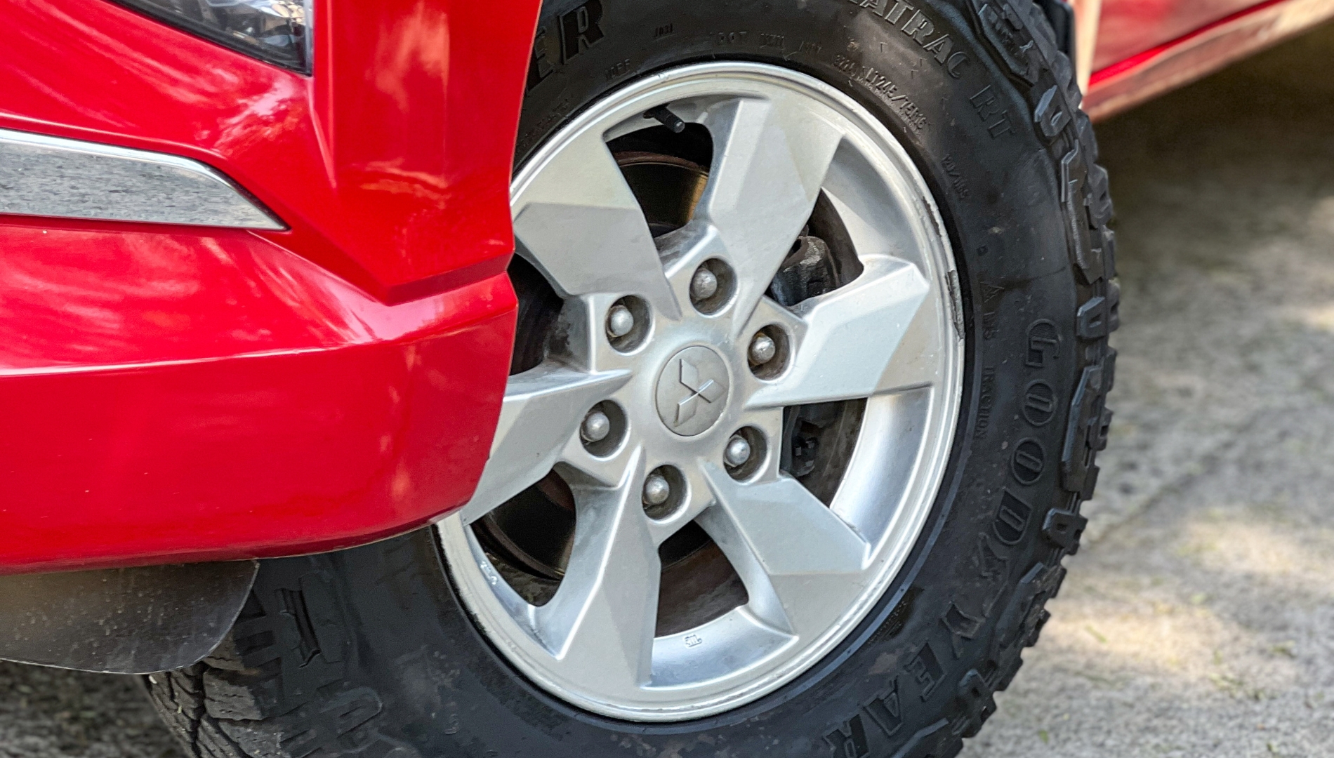 
								MITSUBISHI L200 KATANA CRT 4X4 2.4 DSL 2020 full									